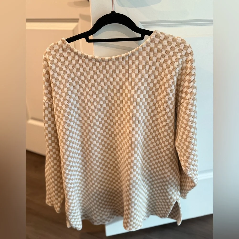 Vintage tan & white checkered oversized sweater - Picture 3 of 5